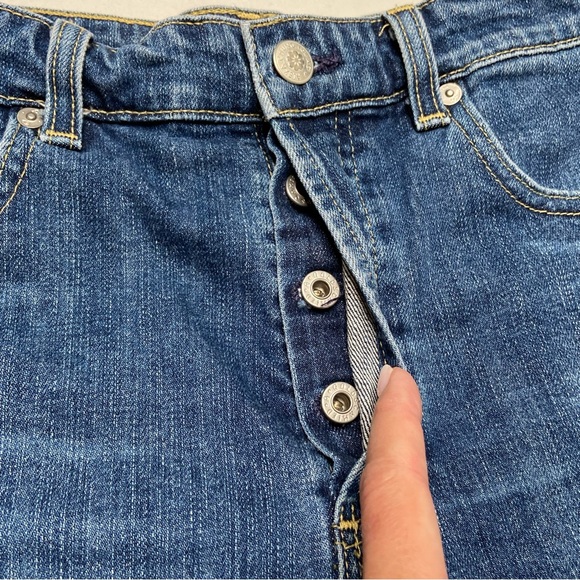 ALEXA CHUNG for AG Denim Cut Off Jean Short - Picture 12 of 14